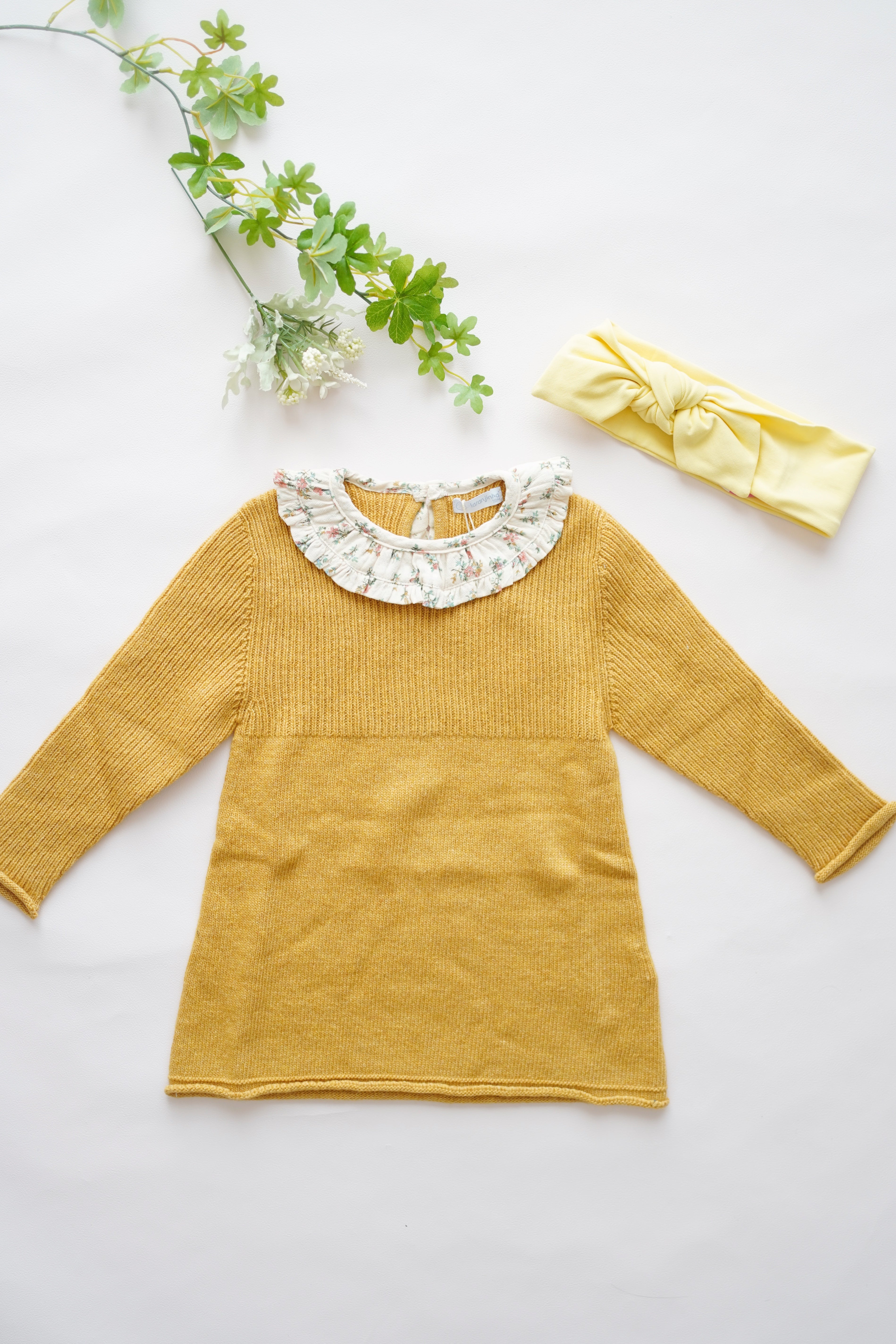 Laranjinha】フリルカラーカシミヤ混ニットワンピース